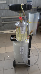TS657090 Установка для сбора масла с воронкой и предкамерой 90л.